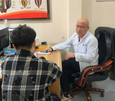 日喀则市|男科医师高朋磊：守护男性健康，专业男科诊疗